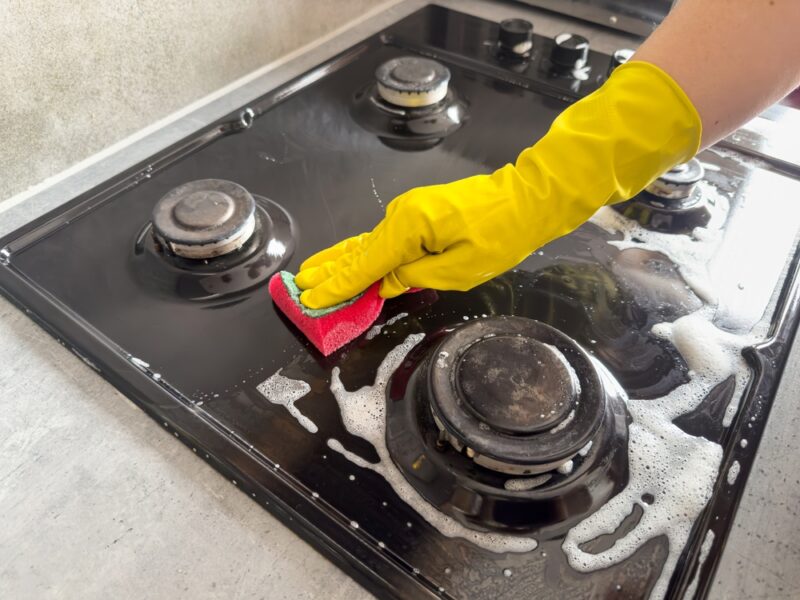 Bathroom & Kitchen Intensive Cleaning